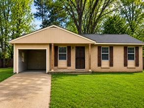 Building Photo - 553 Frayser Dr