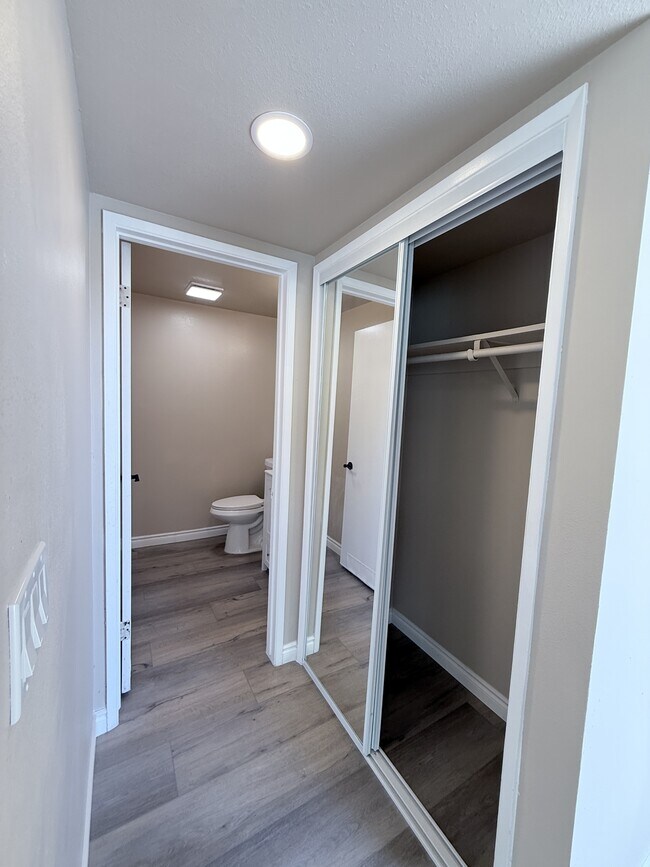 Building Photo - 435 Anacapa Cir