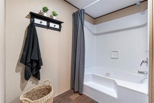 Building Photo - 8150 Cherokee Rd