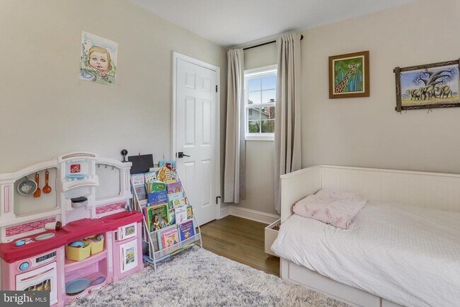 Building Photo - 5101 Redwing Dr