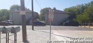 Building Photo - 926 Drury Ln