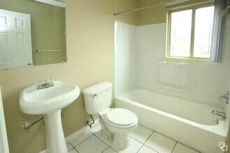 Building Photo - 14243 Riverview St