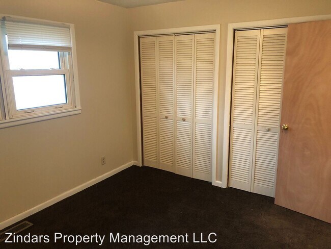Building Photo - 1404 Lape St