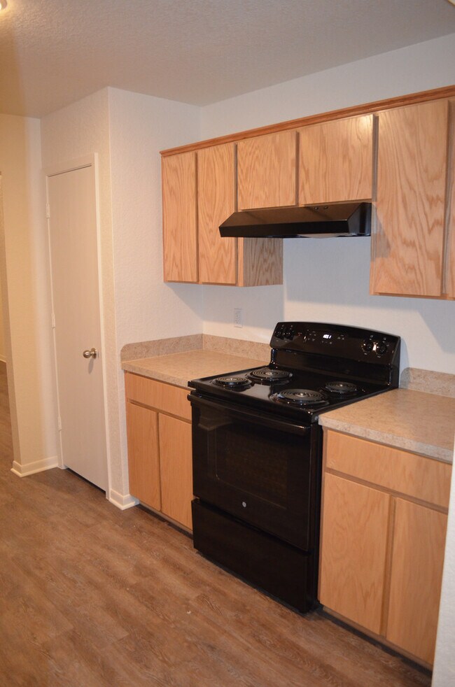 Building Photo - 211 Coby Dr