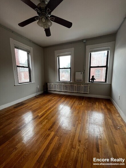 Building Photo - 48 John F. Kennedy St