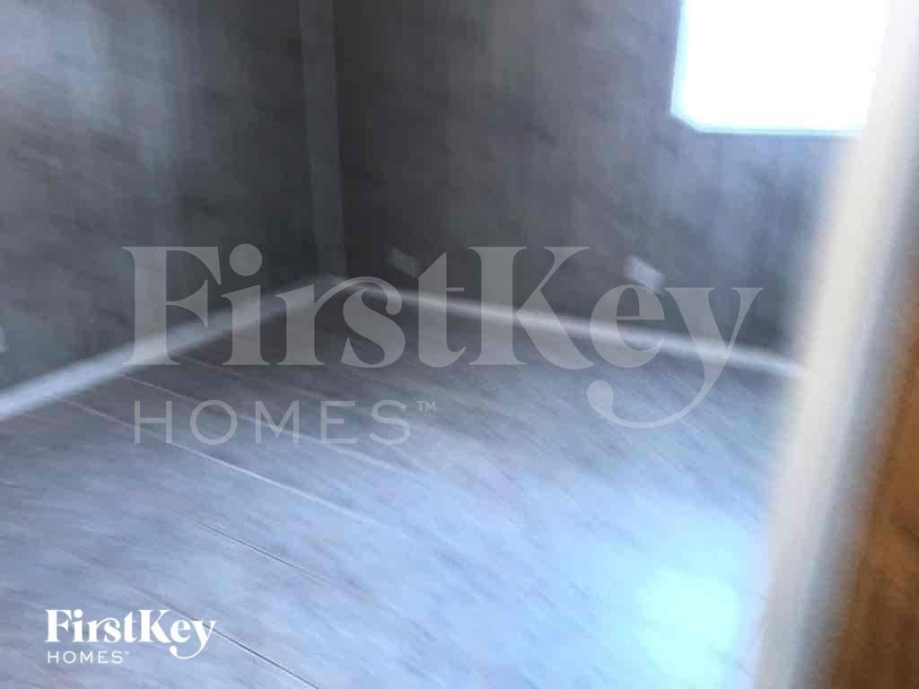 Building Photo - 2316 Colby Ln