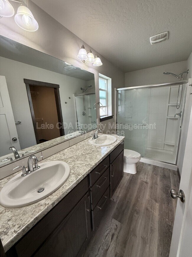 Building Photo - 12905 N Bushel St