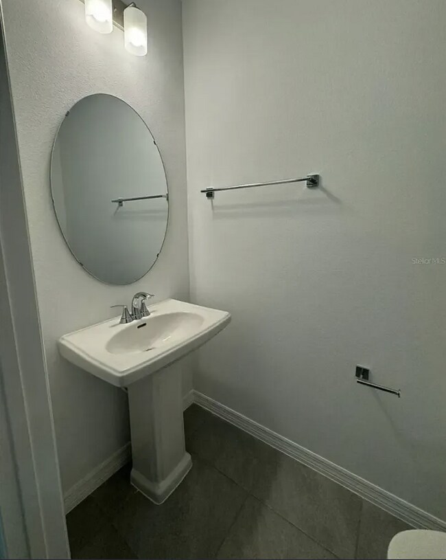 Building Photo - Function & Style – 3-Bedroom Townhome in Osprey Ranch, Winter Garden