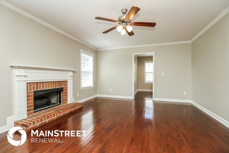 Building Photo - 2921 Stapleton Dr