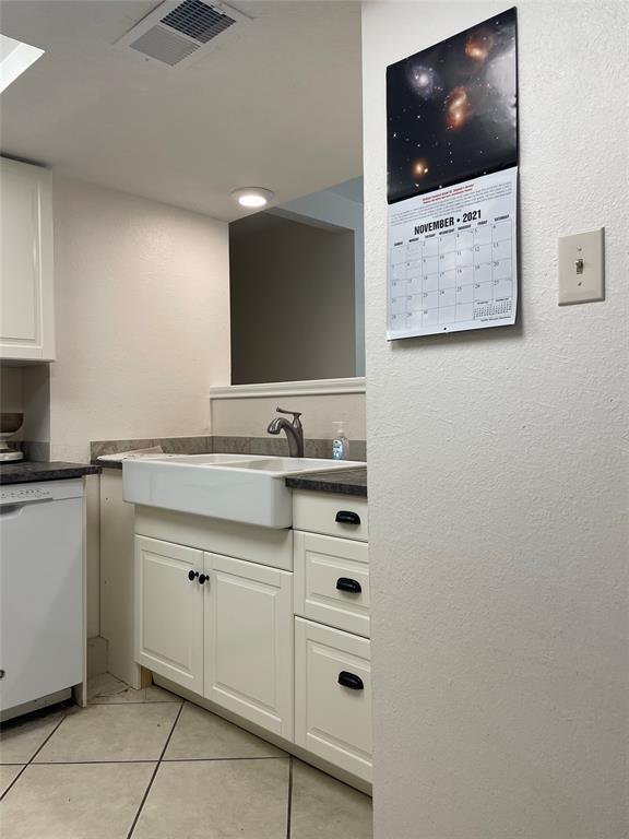 Building Photo - 110 N Kanaio Dr