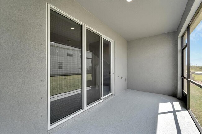 Building Photo - 17637 Crescent Moon Lp