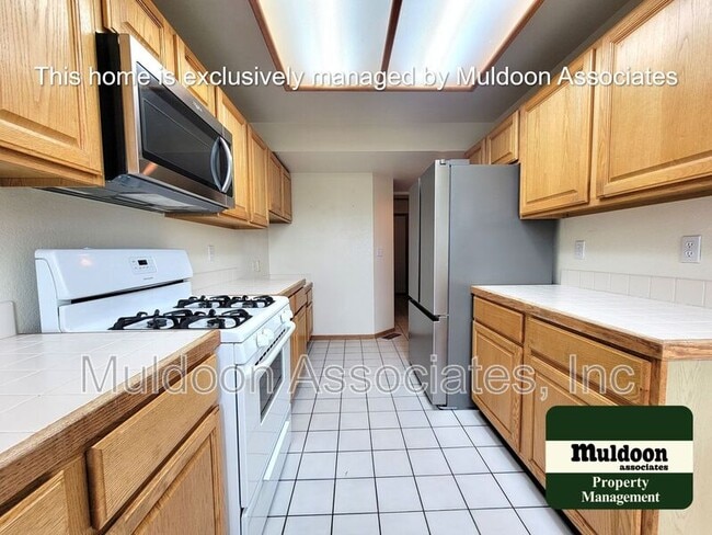 Building Photo - 4408 Bramble Ln