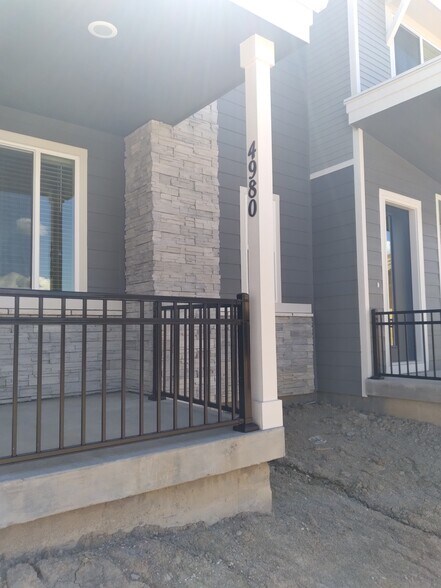 Building Photo - 4980 Construct Pt