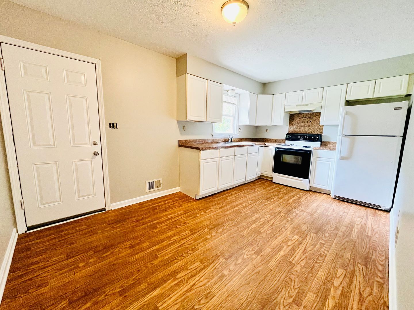 Building Photo - 3420 Buckeye Rd