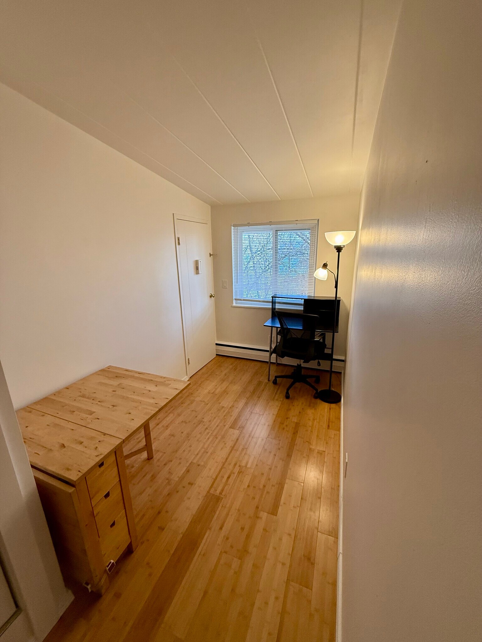 Building Photo - 1 Maplewood Rd