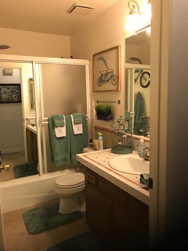 Building Photo - 6619 Kerry Ln