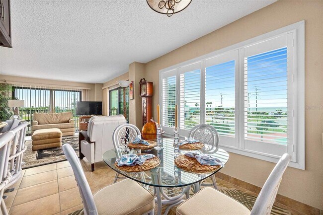 Building Photo - 3600 S Ocean Shore Blvd