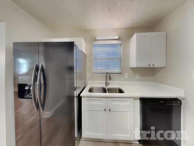 Building Photo - 2797 Priscilla Way