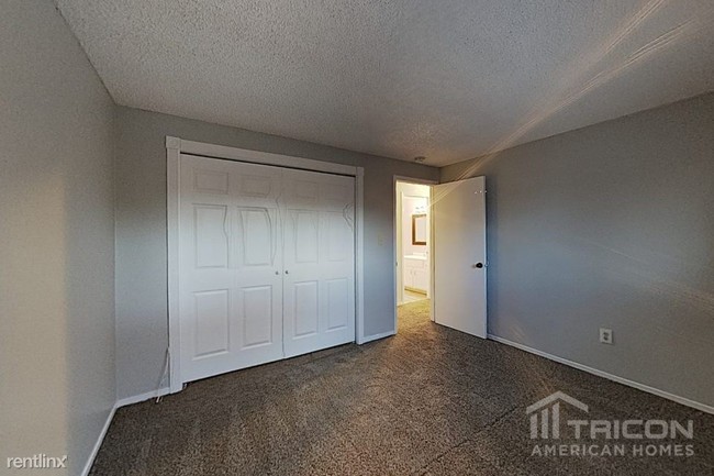 Building Photo - 4145 Mira Loma Dr