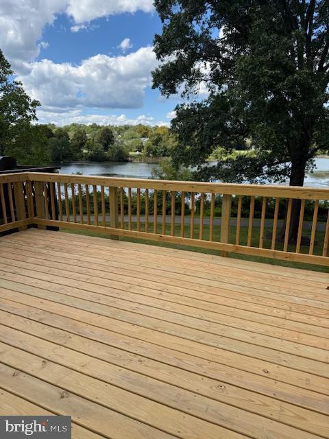Building Photo - 18730 Martins Landing Dr