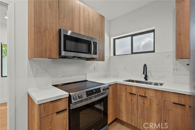 Building Photo - 5734 Stansbury Ave