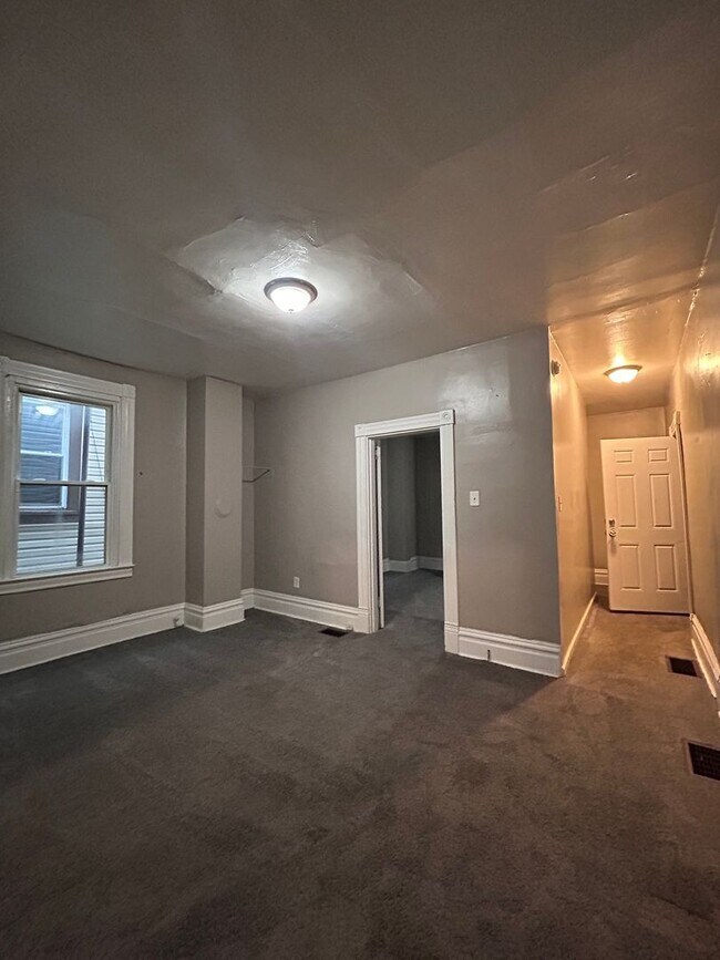 Building Photo - 1303 Woodland Ave
