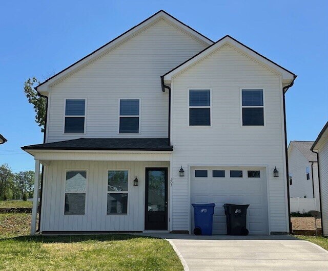 Primary Photo - Inquire today on how to get FREE rent!