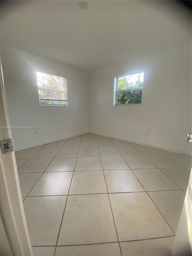 Building Photo - 4557 NW 3rd St