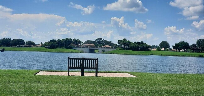 Building Photo - 3712 Greencrest Ct