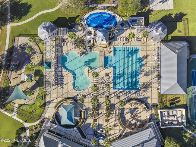 Building Photo - 14793 Falling Waters Dr