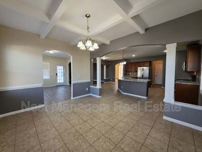 Building Photo - 825 Running Horse Ln