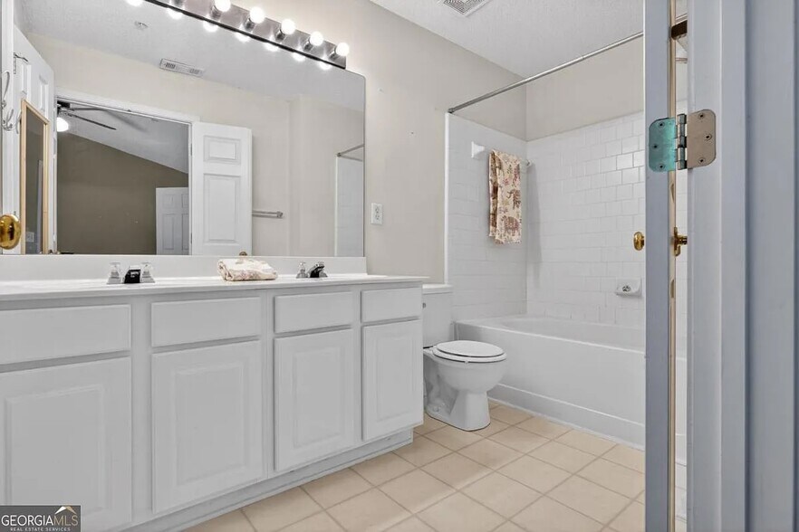 Building Photo - 1080 Whitestone Rdg