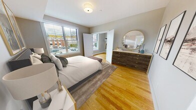 Building Photo - 81 Chestnut Hill Ave