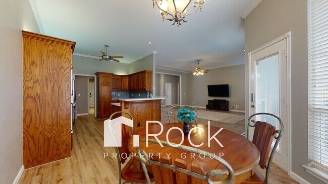 Building Photo - Need space? Take a look at this 4 Bedroom/4.5 Bathroom Home in SW Edmond! *HALF OFF 1st Month's R...