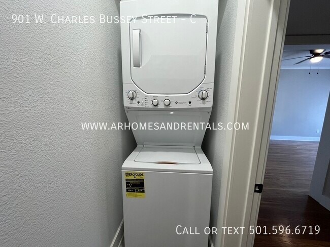 Building Photo - 901 W Charles Bussey Ave