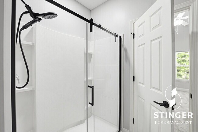 Building Photo - 379 Dante Cir