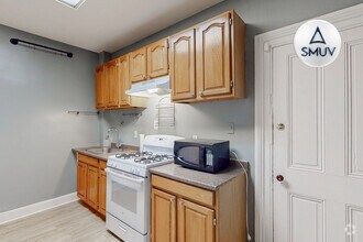 Building Photo - 929 North Calvert-2F