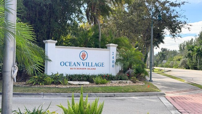 Building Photo - 2400 S Ocean Dr