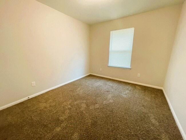 Building Photo - 8005 Talton St