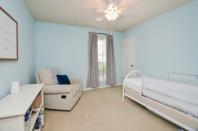 Building Photo - Echo Ridge, Sugar Land, TX 77478 - 3 BR 2 BA single-family home