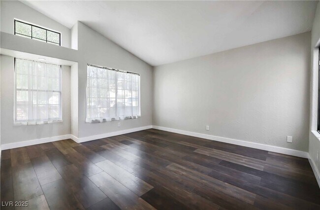 Building Photo - 2724 Eagle Springs Ct