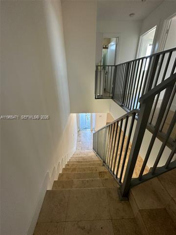 Building Photo - 2772 SW 31st Ct