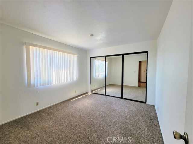 Building Photo - 2755 E Hill St