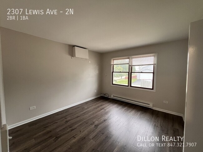 Building Photo - 2307 Lewis Ave