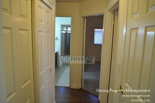Building Photo - 4710 El Cid Ct