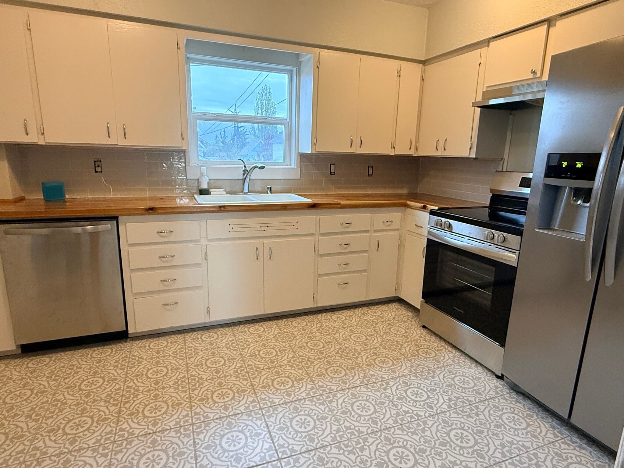 Building Photo - 2115 Wetmore Ave