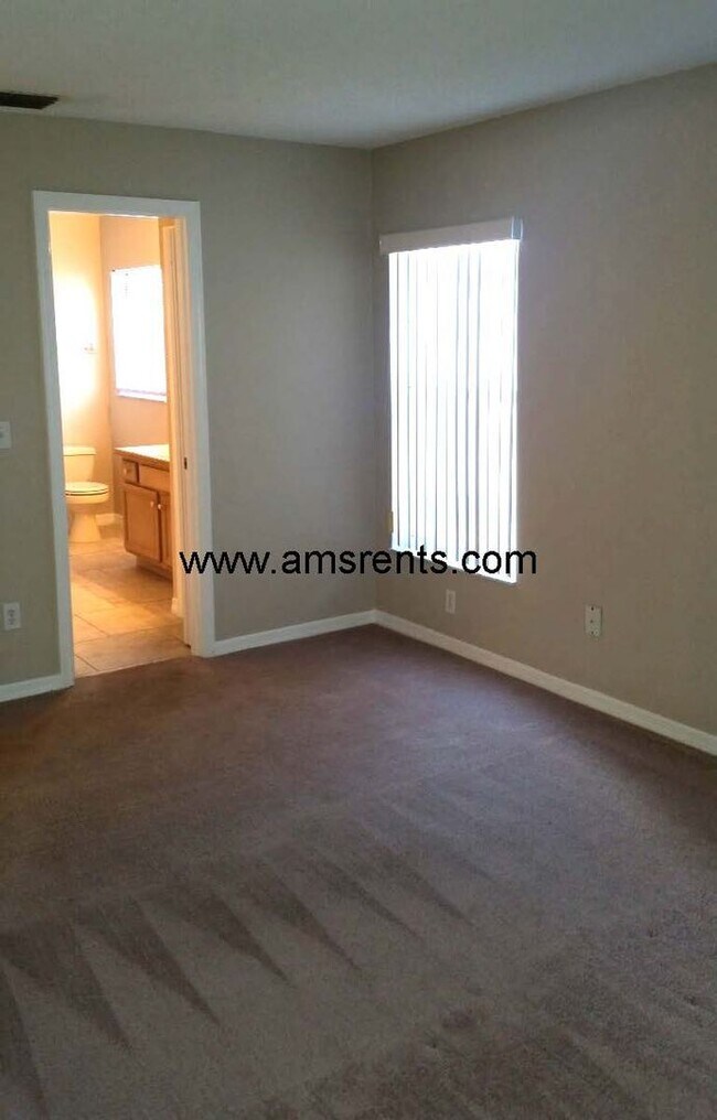 Building Photo - Spacious 3 bedroom House in Indian Ridge Villas