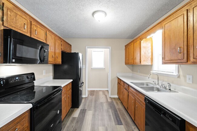 Building Photo - 506 Potomac Dr