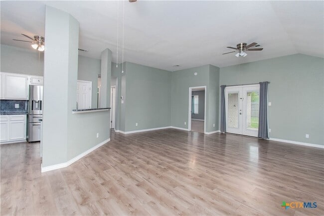 Building Photo - 2001 Matt Dr