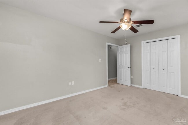 Building Photo - 2491 Parkridge Dr